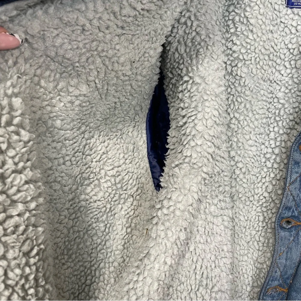 Authentic National Outfitters Vintage Sherpa Denim Jacket